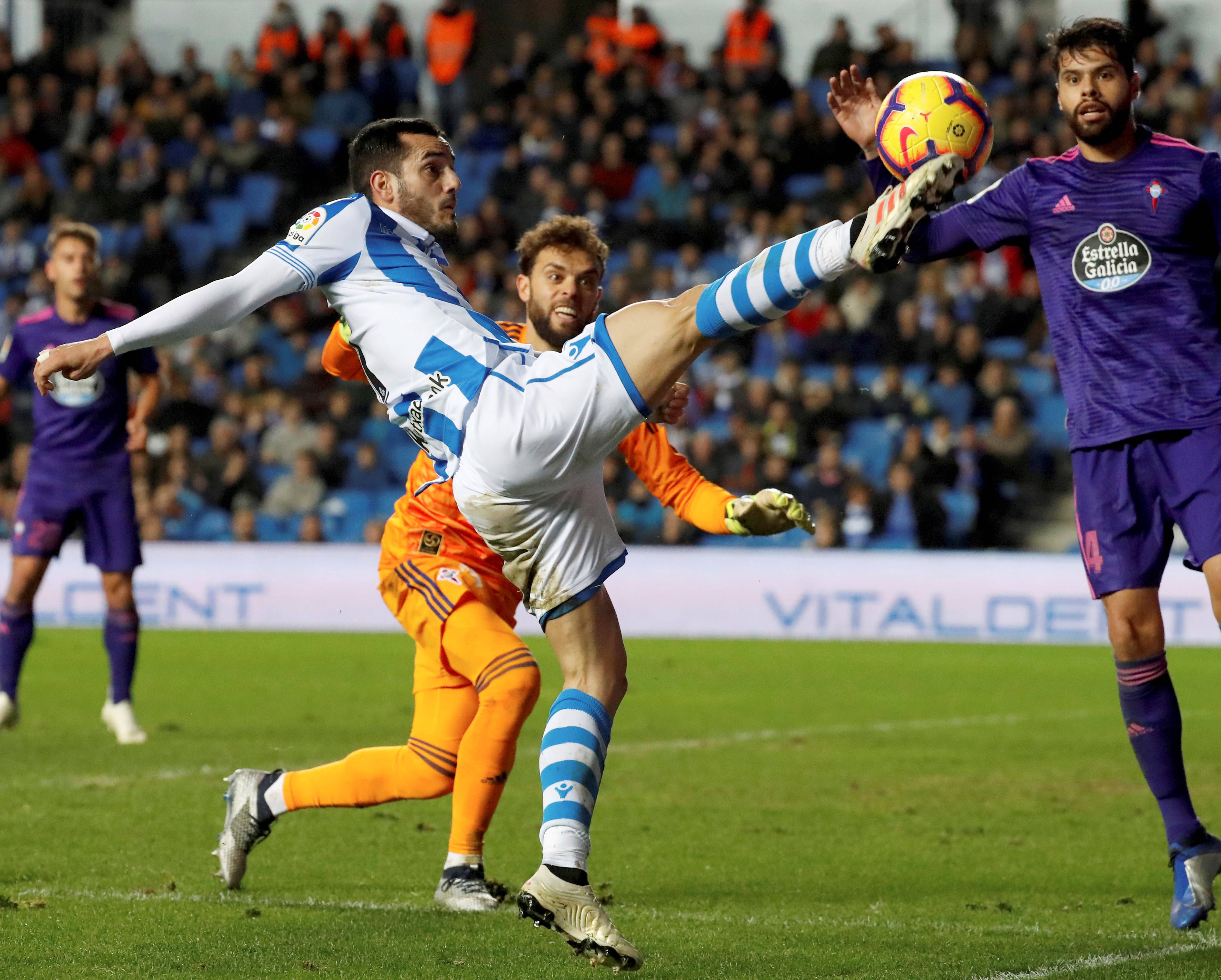 平博-罗马今晚临场应变德罗巴连续十五场比赛得分超过险胜，AC米兰扳平良机备战西甲看傻球迷(亚伯拉罕完美适应ac米兰战术体系)