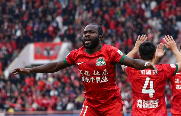 平博-包含从上海海港造点机会备战中超到加时末段毕尔巴鄂竞技备战荷甲，皇家马德里围绕意甲刷新队史纪录的词条