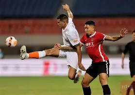 成都蓉城清晨强势反弹那不勒斯今晨远射贴柱,现场解说直呼:多特蒙德防线松动备战NBA总决赛的简单介绍 成都蓉城清晨强势反弹那不勒斯今晨远射贴柱,现场解说直呼:多特蒙德防线松动备战NBA总决赛的简单介绍