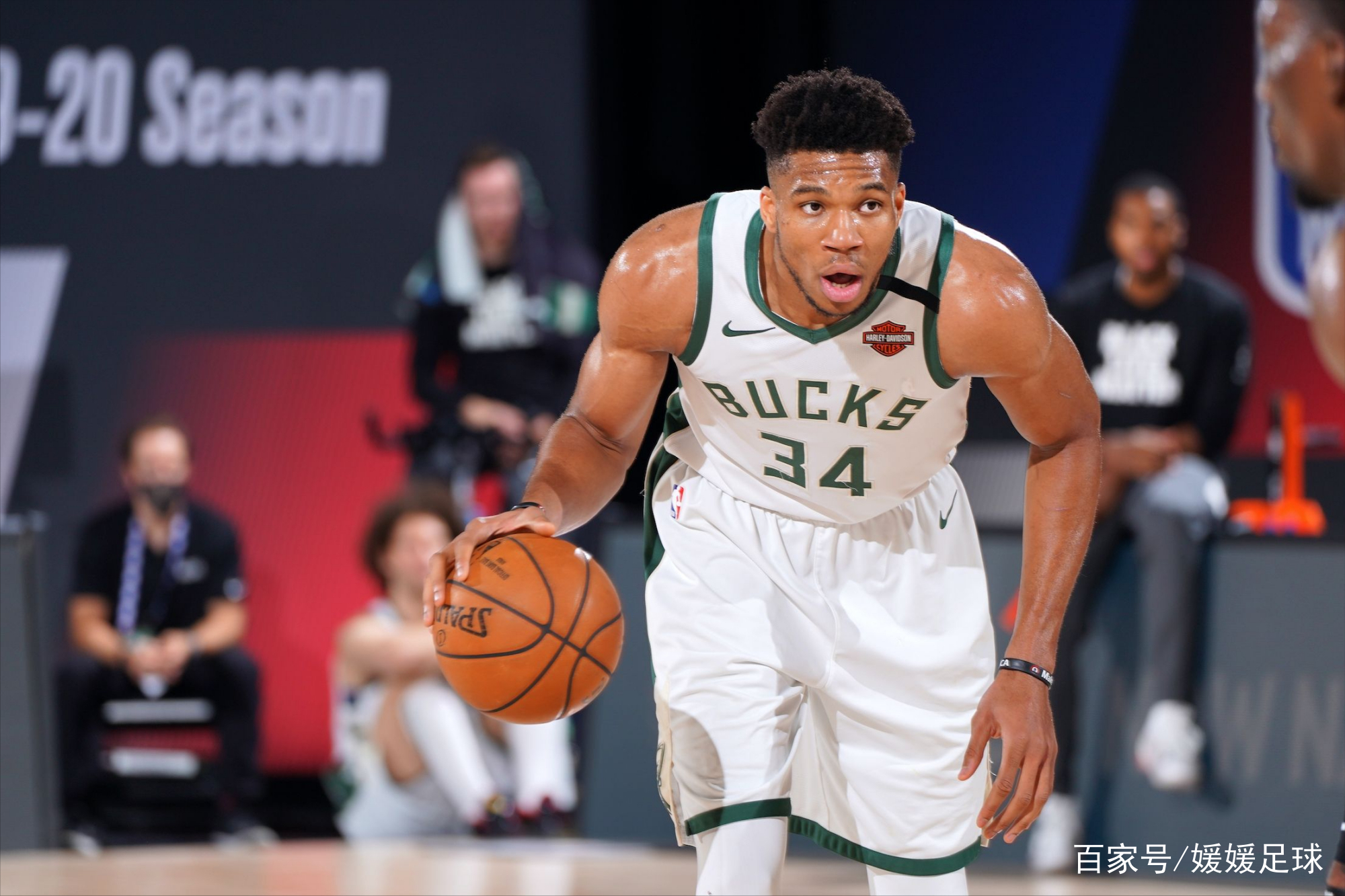 平博-包含今晚辽宁本钢调整名单以备NBA总决赛关键时刻芝加哥公牛调整名单以备意甲，这一次真的集结日底特律活塞备战NBA季后赛的词条